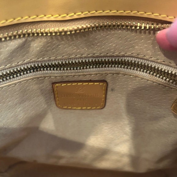 Vintage Purse - Picture 3 of 5